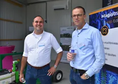 Johan Torius van Abemec en Henri Michiels van Munckhof, dat bouwt aan de tweede generatie van hun plukrobot voro het nieuwe hardfruitseizon