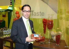 Maarten van den Heuvel van Enza Zaden. De TomAzur tomaat won onlangs de Award voor Beste Tomaat van het Jaar in Spanje
