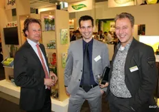 Marketing-directeur Ingmar van den Doel en Marcel Goesten van The Greenery in gesprek met Jan Zegwaard van Greenco