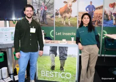 Ruben Koppert en Joenie van der vliet van Bestico, natuurlijke vliegenbestrijding. Bestico is dochteronderneming van Koppert.