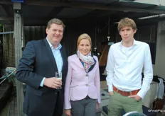 Robert Zerres samen met zijn vrouw en Daan van Dalfsen