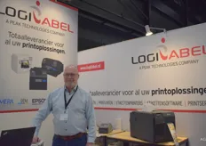 Na 45 jaar neemt Ton Janssens van Logi Label afscheid van 'de plakkertjes'. Het ga je goed Ton! Logi Label is tegenwoordig onder de Peak Technology vlag en leverancier van print- en etiketteeroplossingen.