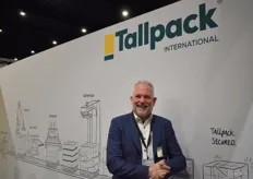 Herbert Bouwens van Tallpack. Het bedrijf levert machines voor het strappen van pallets, wikkelfolie en gatenfolie voor palletwikkelaars in Nederland en België. 