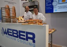 Weber Cooling is een leverancier van vacuümkoelers in diverse sectoren w.o. de AGF maar ook de bakkersector. Links Michel Schröder.