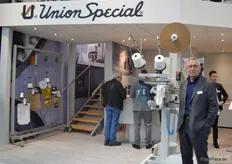 Manfred Schopf van Union Special levert onder meer machines voor het sluiten van aardappel- en uienzakken. 