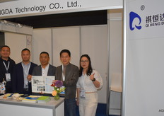 Qi Heng Da. Verpakkngsmachines voor de AGF sector. Sales team.