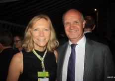 Nancy Tucker (PMA) en Ger van Burik van het HBAG