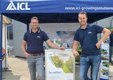 Roel Bloemert en Frank Duijzer van ICL Growing Solutions presenteerden de nieuwe meststof Terraflex