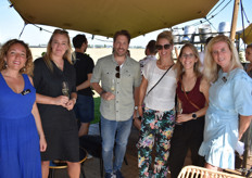 Tijana Kok (Looye Kwekers), Nicole Honig, Michell Boon, Jannie Glastra van Loon en Anouk van Wier (AH) en Margriet Looije 
