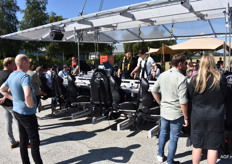 Eerst werd iedereen goed vastgezet...