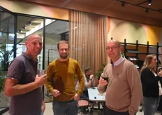 Witlofteler Ko van Rossum, Job Hiddink (Nieuwe Oogst) en Joost Rouwhorst (The Greenery)