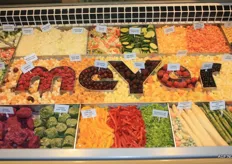Meyer, een Duitse diepvries-groenten en -fruitleveranciers was origineel in haar presentatie
