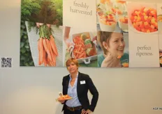 Heidi Goovaerts van Ardo met de nieuwe groentenfrietjes. Ardo had dit jaar weer veel nieuwe producten waaronder de groentenfriet en Italiaanse kruidenmix