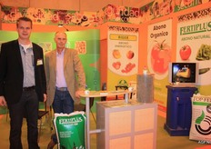 FermOFeed met organische meststoffen. Rob den Ouden en Reitze van het Meer leveren met name producten aan telers met vollegrondsgroenten