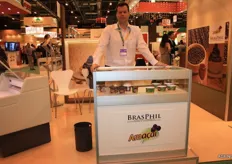 Braziliaan Joao Batista P. Ribeiro met het product Amacai, een nieuw innovatief product van Acai bessen waarvan o.a. ijs wordt gemaakt
