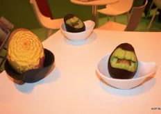 Mooie vormpjes van avocado en mango