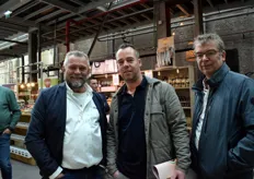 Tom Buijtels (Chiquita) met Leon Kuijten en Frans van den Heuvel van Power to the pieper uit Aarle-Rixtel