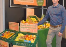 Ronald de Winter van groentehandel de Winter. Behalve de vele weekmarkten is de Winter ook te vinden op fruitje.nu voor levering van fruit op de werkplek, kantine, horeca, ziekenhuis en waar je maar wilt.