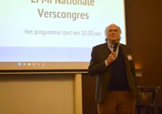 Koen Hazewinkel, programmadirecteur bij EFMI opent het 8ste Verscongres