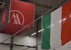 Overal Italiaanse vlaggen.