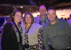 Floor Klapwijk en Wil Huis van DLG/Dailyfresh Marcel Bark van IRF en Marcel van Leeuwen Rotterdam Customs Services