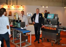 Bert-Jan Dijk, directeur van De Koningh coding & labelling maakte ook even tijd om te poseren. De Koningh is sinds kort distributeur voor de Print & Apply systemen van Autolabel. Andere producten waren weeg- prijs-etiketteersystemen en desktop printers met directe software-aansturing.