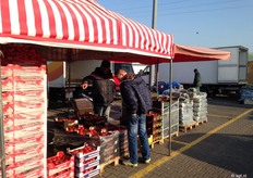 Onderhandelen over de tomaten