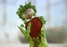 Een dansend groentepoppetje, beeld uit een filmpje over online beleving van Rupert Parker Brady