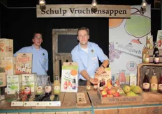 De heren van de Schulp-sappen: Carl de Gans en Elger Wiersma. Naast de reguliere sappen heeft Schulp ook een uitgebreid bio-assortiment.