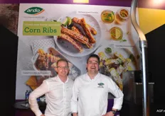 Ardo met Mark Monden en Alex Ching met hun nieuwe innovatie: de Corn Ribs