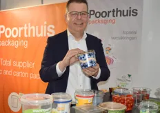 Dinant Van Acquoy van Poorthuis Packaging. Leverancier van karton, Rpet, PP emmers, shakers en schalen.