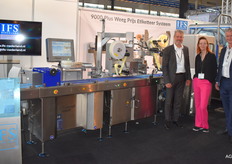 Sander Poel, Nathalie van Manen, Johan Laan van ISF Nederland. Weeg, prijs en etiketteermachines end of line.