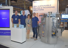 Joey Faes, Carl Schoonus, Tülay Tanaydin en Rudie Lutters van GEA