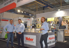 Iwan Prij, Andreas Vorias en Debbie Poulos van Weber labeling en coding.