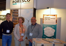 Han van Bruggen, Gert Klein en Claudia Voll van Foresco pallets, in nieuw en gebruikt.