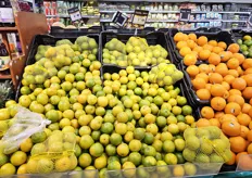 Niet goed gekleurde tropische sinaasappelen à 0,75 eurocent per kg