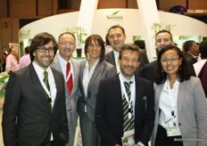 Het Europese Chain-team from Monsanto op een rij: Javier Soto (Europe), Nico van Vliet (Germany / Benelux), Sharon Mc Gregor (UK + Scandinavië), Guillaume Lacarriere (Frankrijk), Lucio Colombo (Italië), Miguel Sanchez (Spanje) en Sara Boussekri (Marokko).