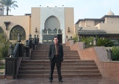 Uw razende reporter in Cairo.