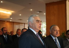 De Egyptische minister van Landbouw, Amin Abaza, opende de eerste editie van de groente- en fruittentoonstelling Frugiveg (www.upehc.arc.sci.eg).