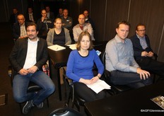 Jan Franje, Thea Wijnen, Jaap Nieuwenhuijse en Ko Bliek van Jonika