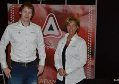 Joris Horstink en Bianca Mulder van Adama, voorheen Makhteshim Benelux. Zij presenteerden oa het nieuwe logo en nieuwe huisstijl