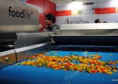 Dit Foodlife FlowDry systeem kan worden gebruikt voor het ontwateren en drogen van fruit en harde groenten, salade en baby leaf.