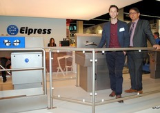 Jannes en Martin Voss van Elpress Cleaning Systems presenteerden deze nieuwe hygïenesluis. De eerste met een HACCP certificering in hun vakgebied.