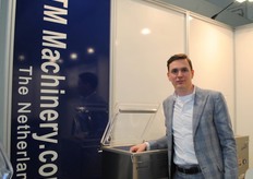 Stijn Menkerhorst van ATM Machinery, zij bouwen vacuümverpakkingsmachines.