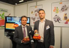 Evert-Jan Wassink en Romke van Velden van Sorma Group, ook onderdeel van de innovatie route met de Sormabag netverpakking voor diverse AGF producten.