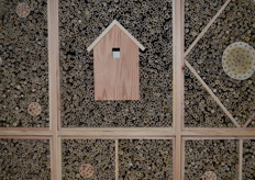 ... En mooie insecthotelwanden zoals deze