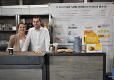 Veerle Strik en Richard Pruijm waren samen het cateringteam voor het gezamenlijke plein