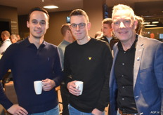 Pete Nelis en Niels Hoogesteger van Slot Frans & Co en Eric Waterman van Waterman Onions.