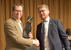 André Hoogendijk van BO Akkerbouw werd bedankt voor zijn uitleg over BO Akkerbouw