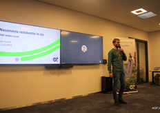 Bart André van Enza Zaden gaf inzicht in de levenscyclus en biologische aspecten van de slaluis